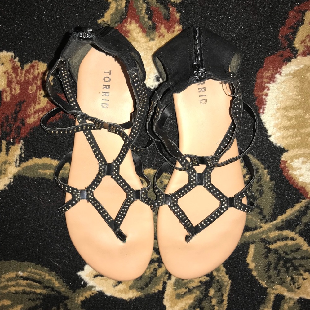 Torrid- 8W strappy sandals